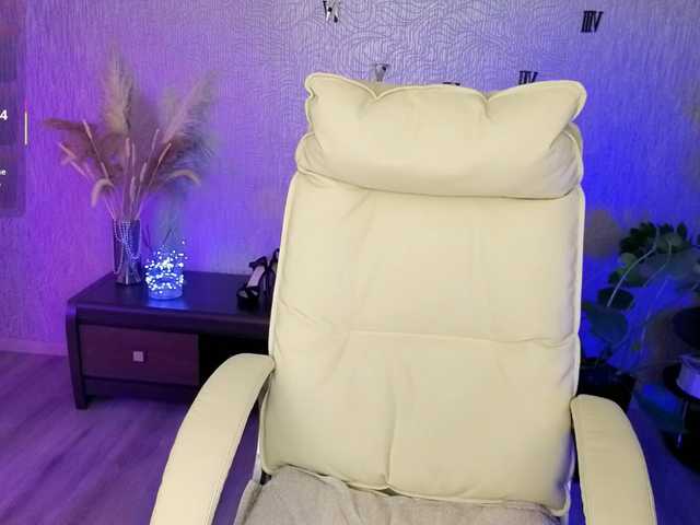 NikaStill live cam on BongaCams