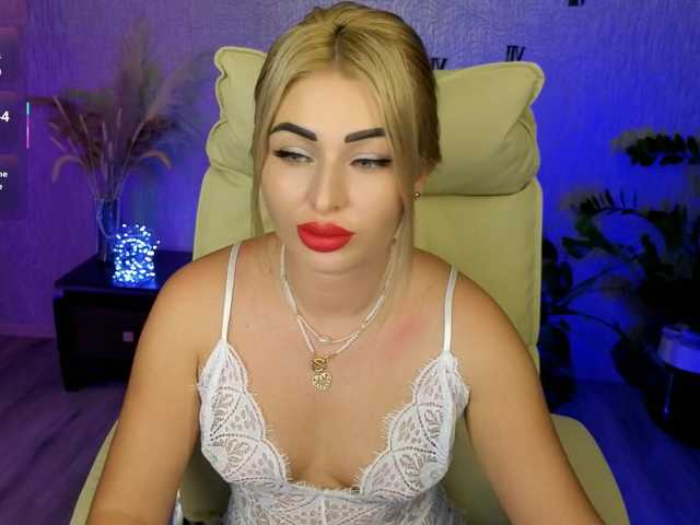 NikaStill live cam on BongaCams