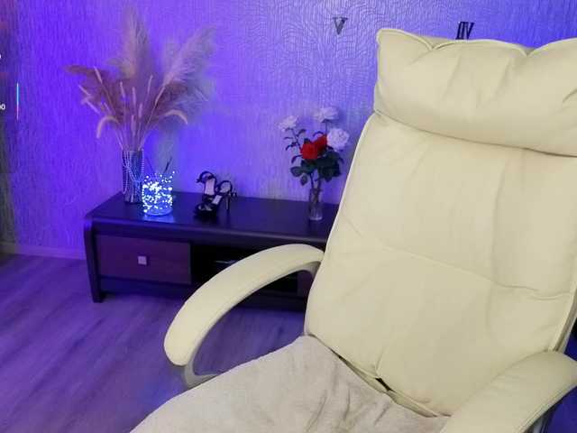 NikaStill live cam on BongaCams