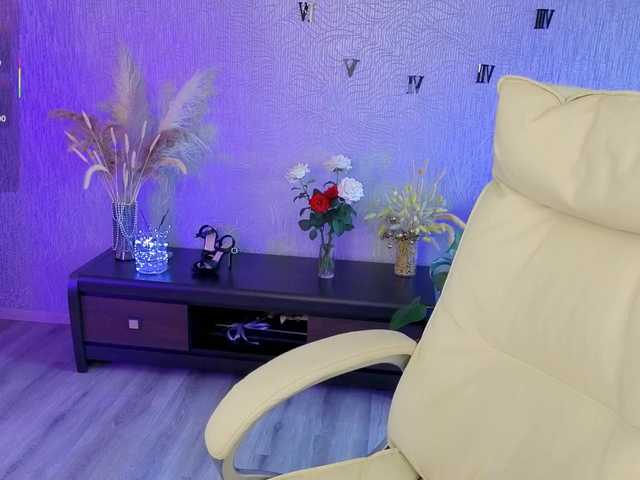 NikaStill live cam on BongaCams