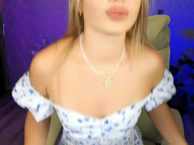 NikaStill live cam on BongaCams