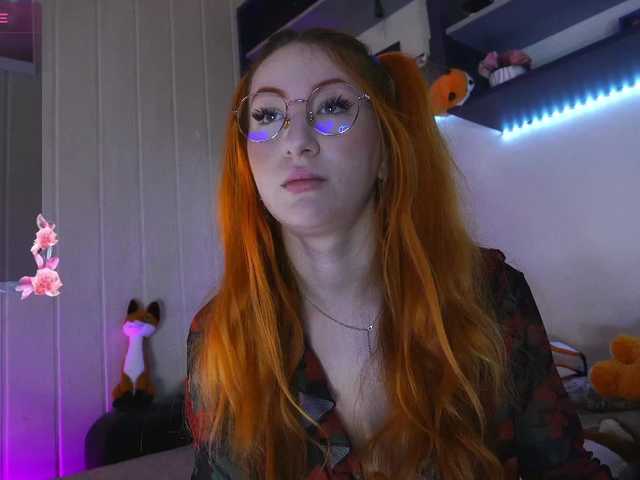 Daddyslittleslutfox