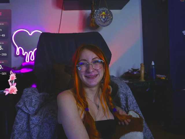 Daddyslittleslutfox