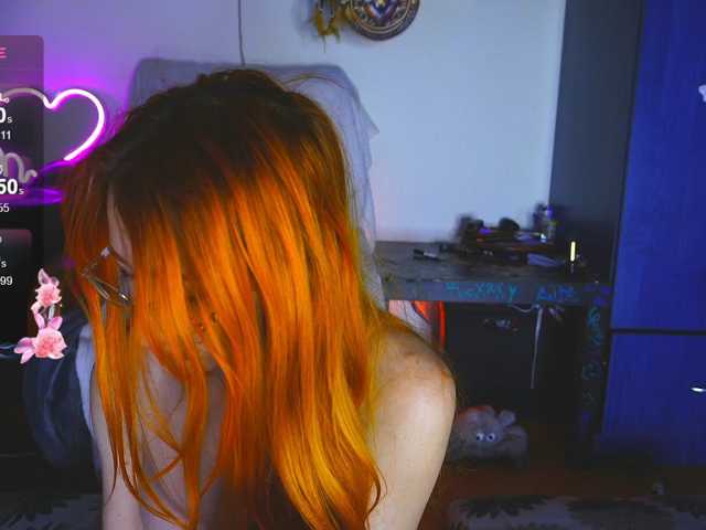 Daddyslittleslutfox live cam on BongaCams