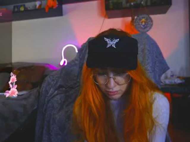 Daddyslittleslutfox