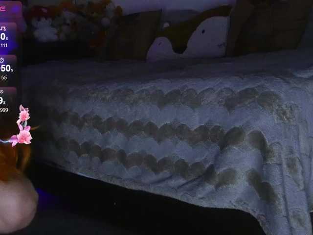 Daddyslittleslutfox live cam on BongaCams