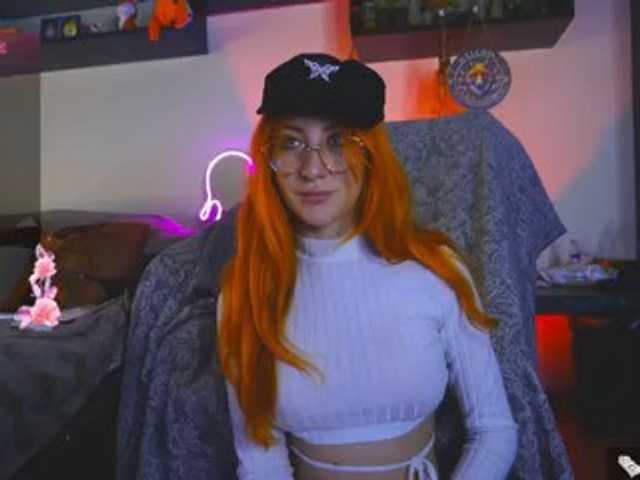 Daddyslittleslutfox