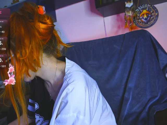 Daddyslittleslutfox, live now on BongaCams