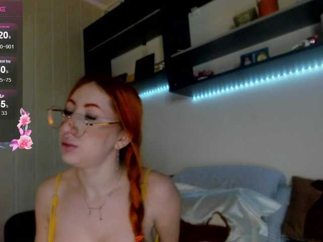 Daddyslittleslutfox