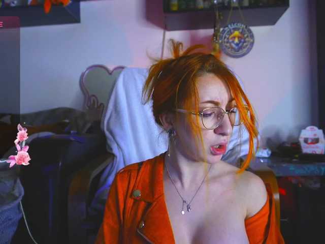 Daddyslittleslutfox