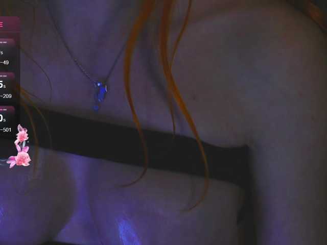 Daddyslittleslutfox live cam on BongaCams
