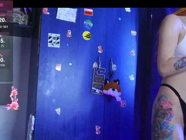Daddyslittleslutfox