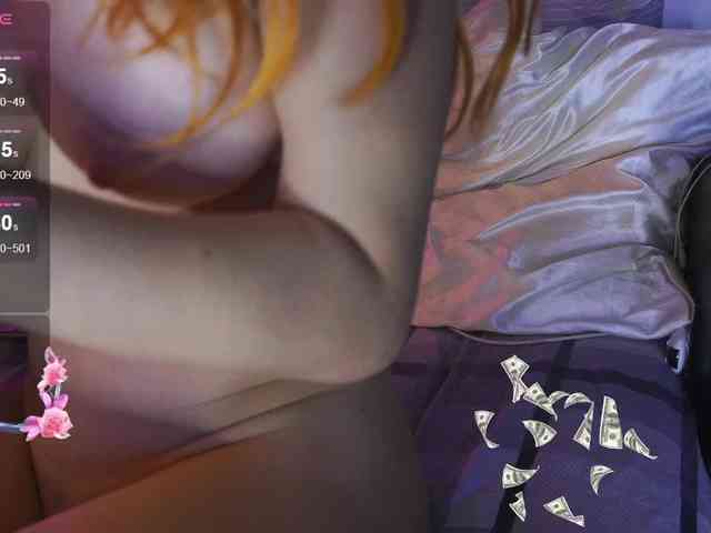 Daddyslittleslutfox webcam