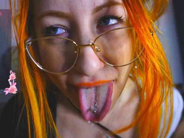 Daddyslittleslutfox