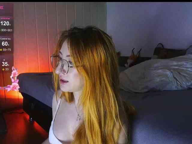 Daddyslittleslutfox