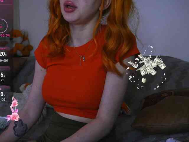 Daddyslittleslutfox webcam