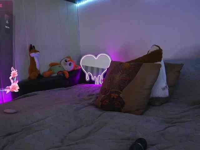 Daddyslittleslutfox