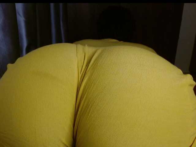 Chocolateebony1 live cam on BongaCams