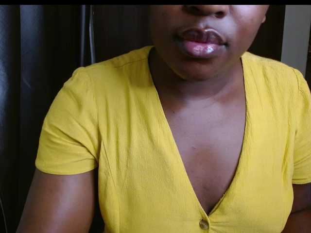 Chocolateebony1 live cam on BongaCams