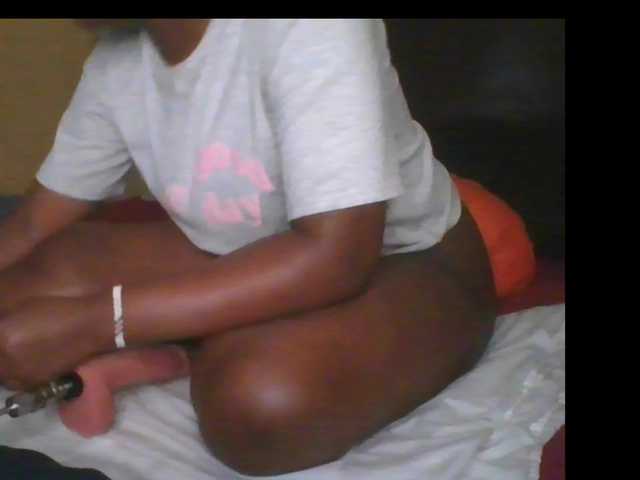 Chocolateebony1 live cam on BongaCams