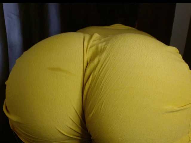 Chocolateebony1 live cam on BongaCams
