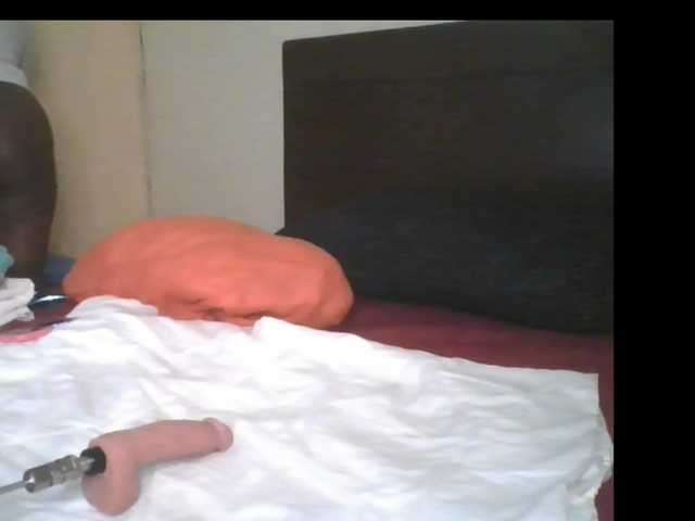 Chocolateebony1 live cam on BongaCams
