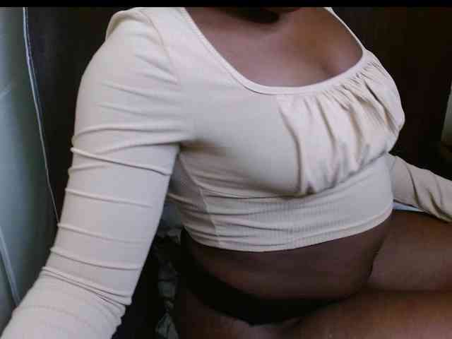 Chocolate_goddess1 webcam