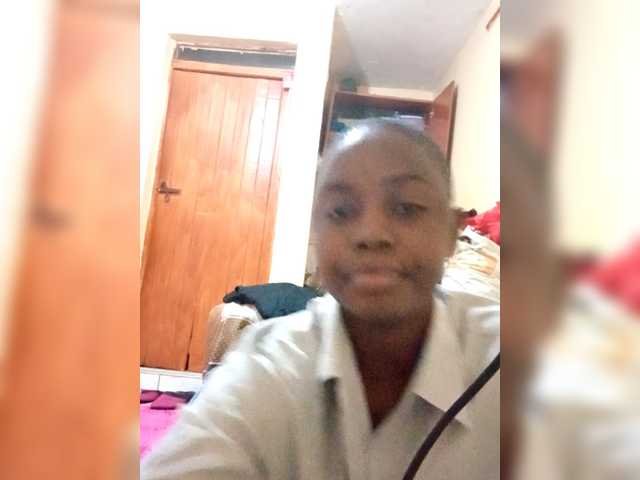 Modes2543's BongaCams show and profile