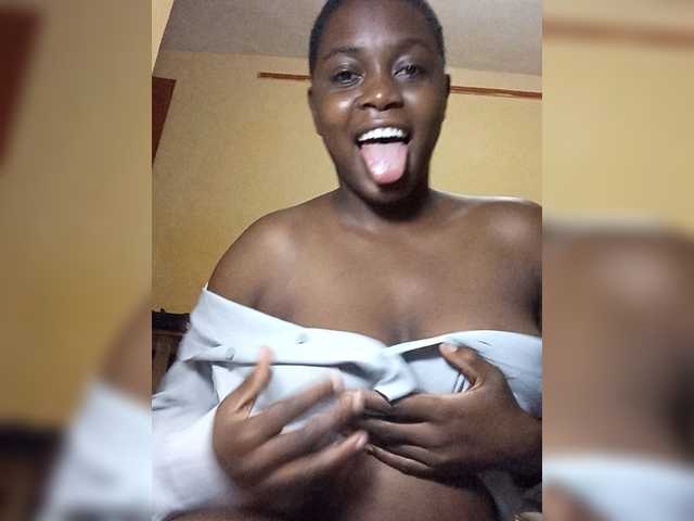 Modes2543's BongaCams show and profile