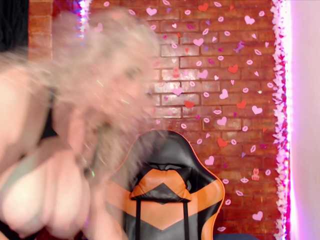 sofiacurvy