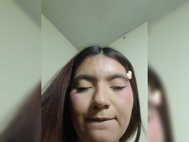 LaraJohnson live cam on BongaCams