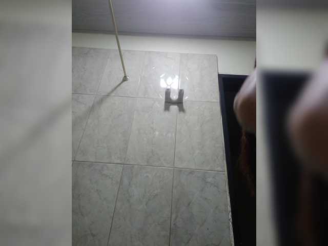 LaraJohnson live cam on BongaCams