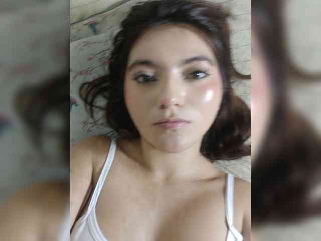 LaraJohnson webcam
