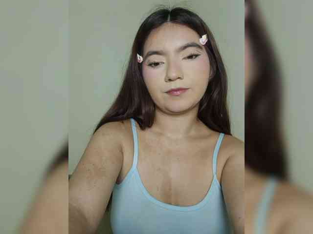 LaraJohnson webcam