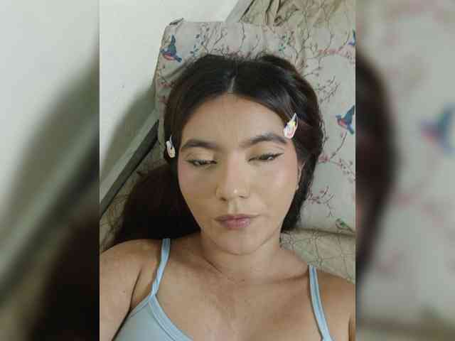 LaraJohnson webcam