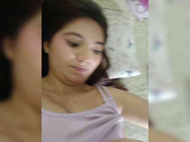LaraJohnson webcam