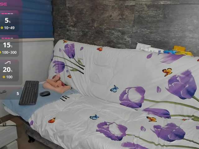 Oriana-Olsen live cam on BongaCams