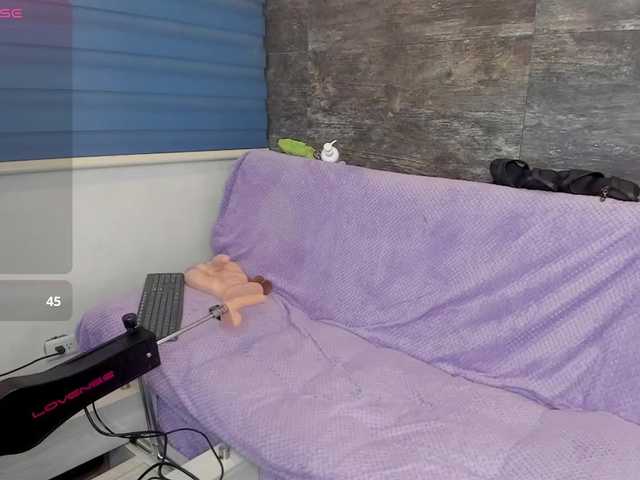 le modèle Oriana-Olsen est en webcam porno dans un show sur le site bongacams, il possède les tags suivants: Latino/Hispanic,Brunette,Shaved