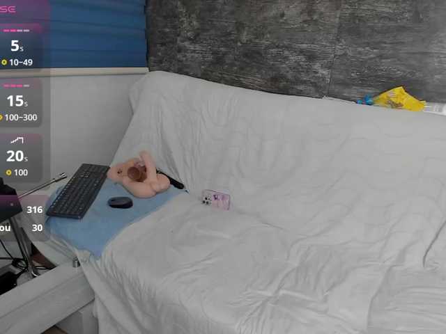Oriana-Olsen live cam on BongaCams