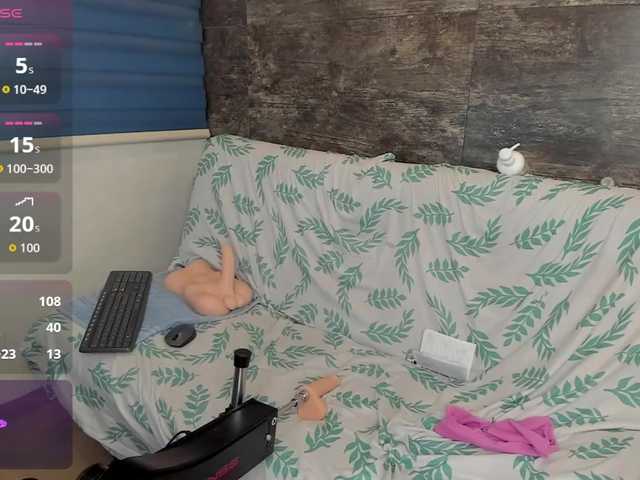 Oriana-Olsen live cam on BongaCams