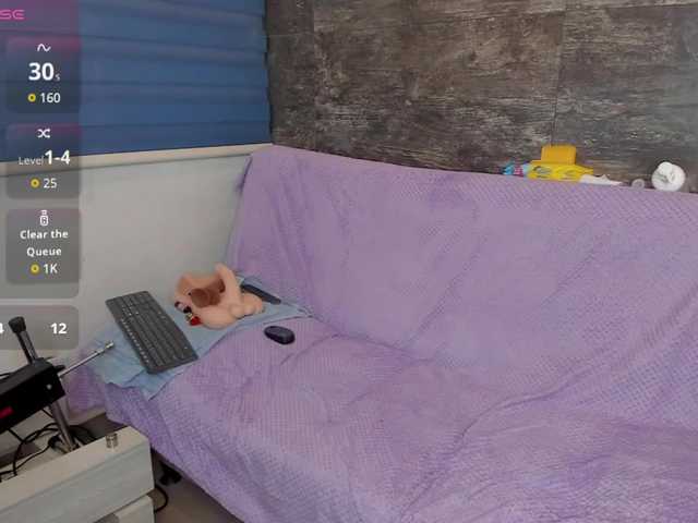 Oriana-Olsen live cam on BongaCams