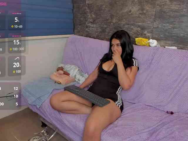 Oriana-Olsen webcam