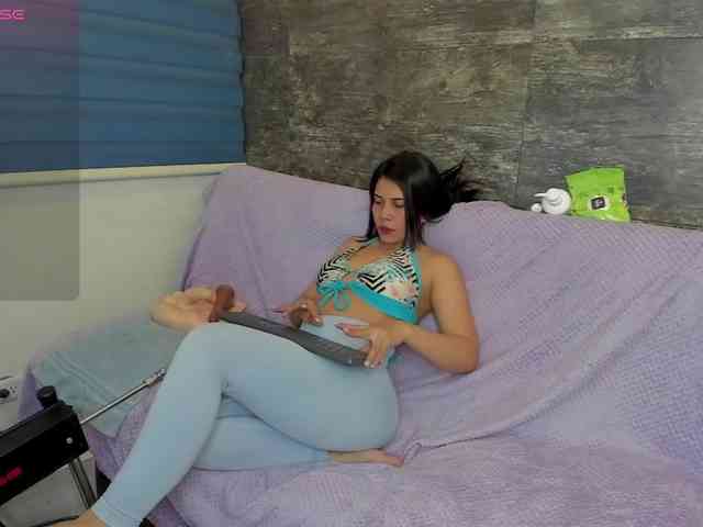 Oriana-Olsen webcam