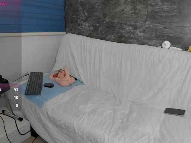 Oriana-Olsen webcam
