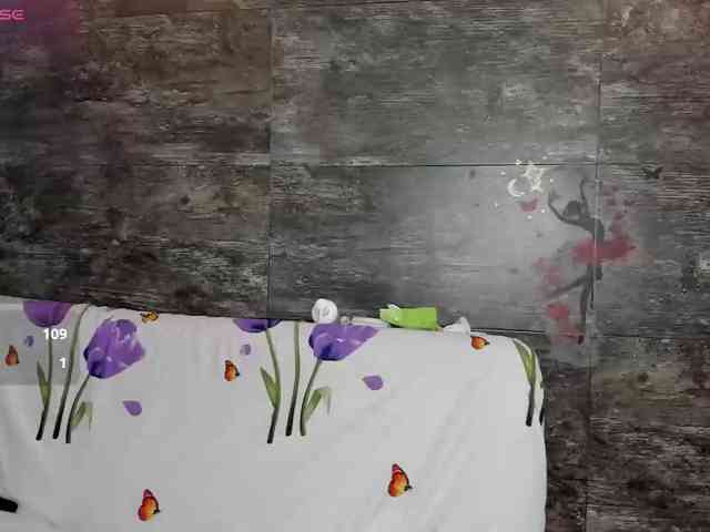 Oriana-Olsen webcam