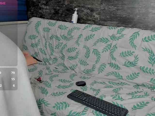 Oriana-Olsen webcam