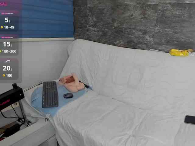 Oriana-Olsen webcam