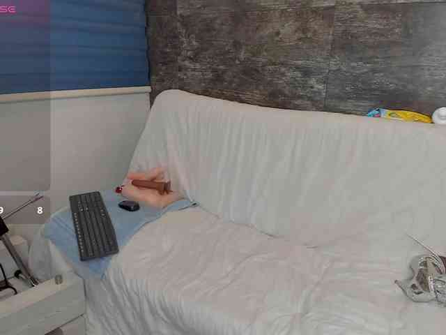 Oriana-Olsen webcam