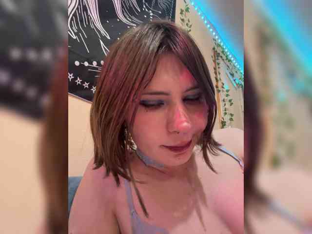 FoxyboyMiracle Live Webcam on BongaCams