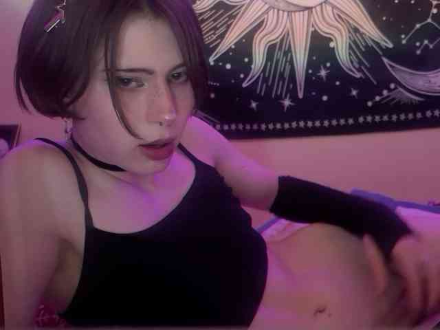 FoxyboyMiracle Live Webcam on BongaCams